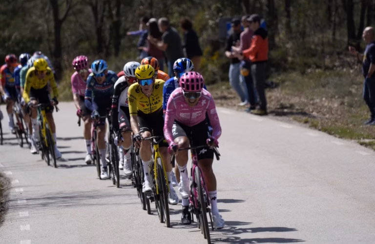 Cyclisme au féminin : redécouvrez les parcours emblématiques du Tour de France féminines !